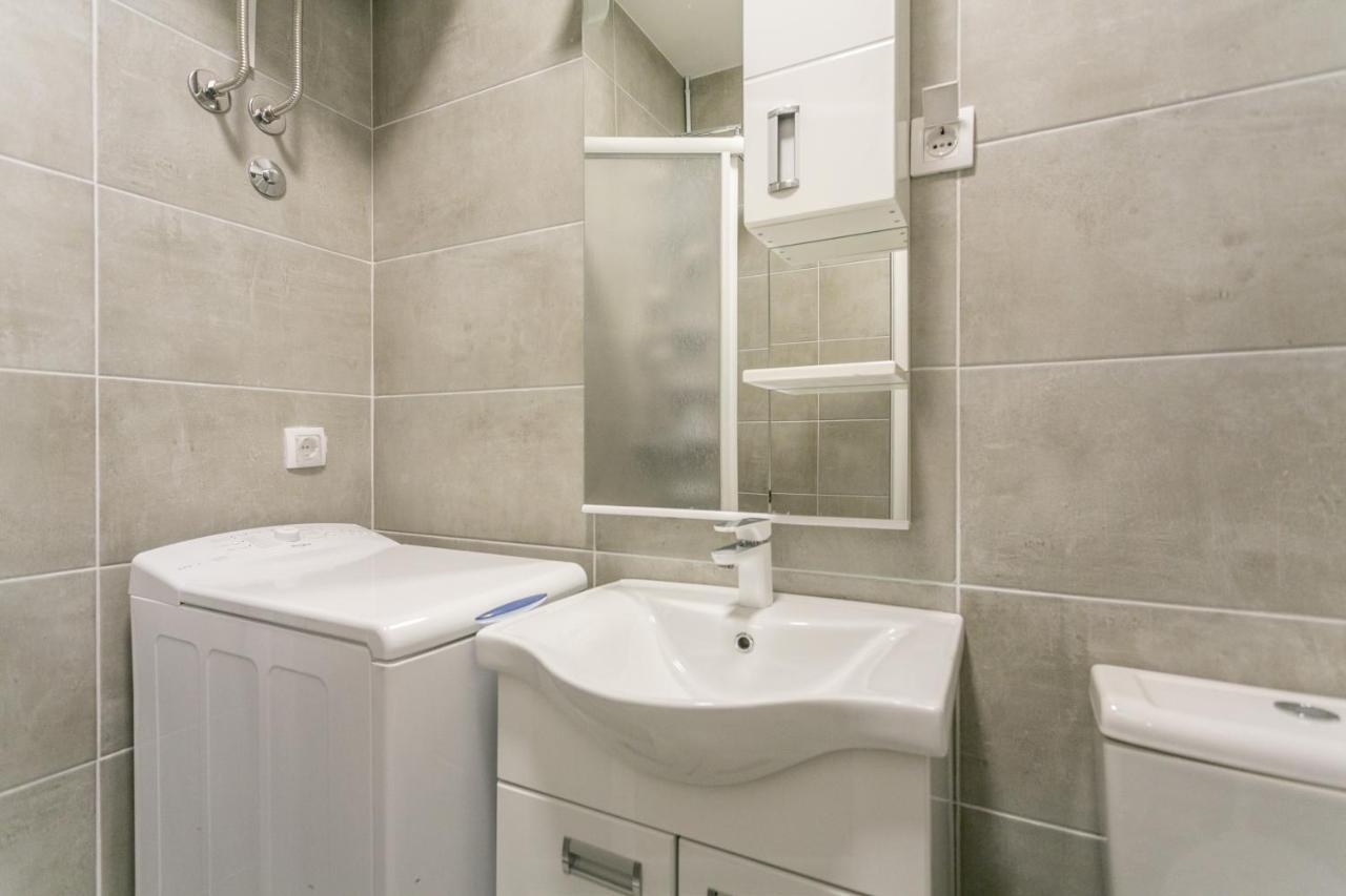 Belgrade Renting Down Apartment Eksteriør bilde