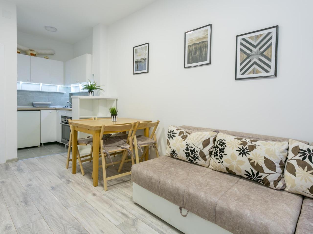 Belgrade Renting Down Apartment Eksteriør bilde