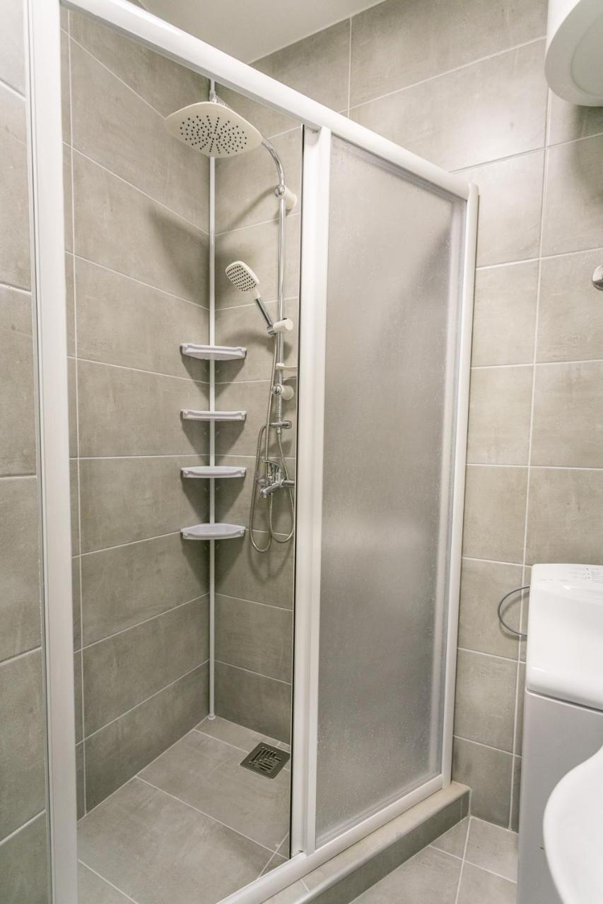 Belgrade Renting Down Apartment Eksteriør bilde